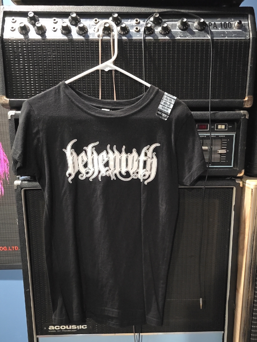 Hot Topic Black Crew Neck Tee